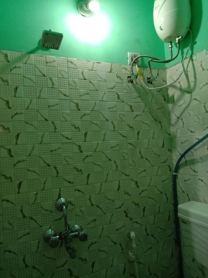 Love hotel Raj