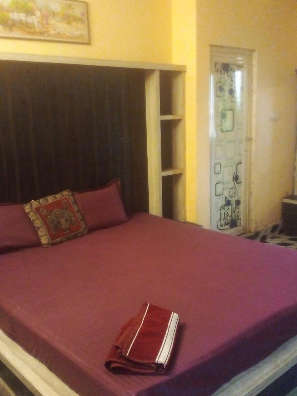 Raj Love hotel Kolkata