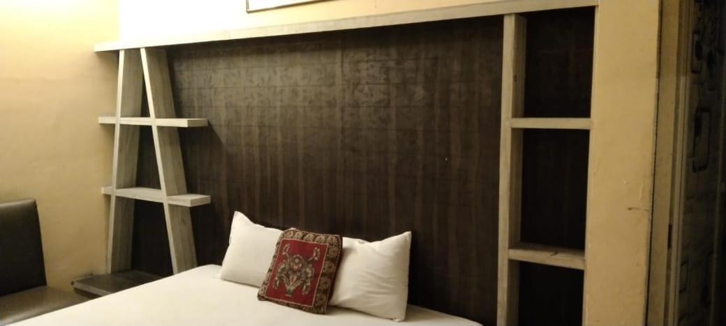Raj 3* Kolkata