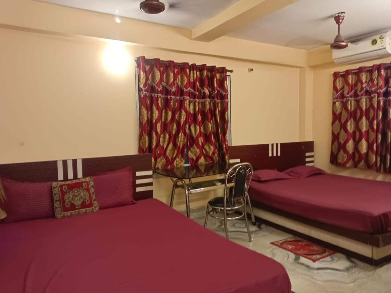 Love hotel Raj
